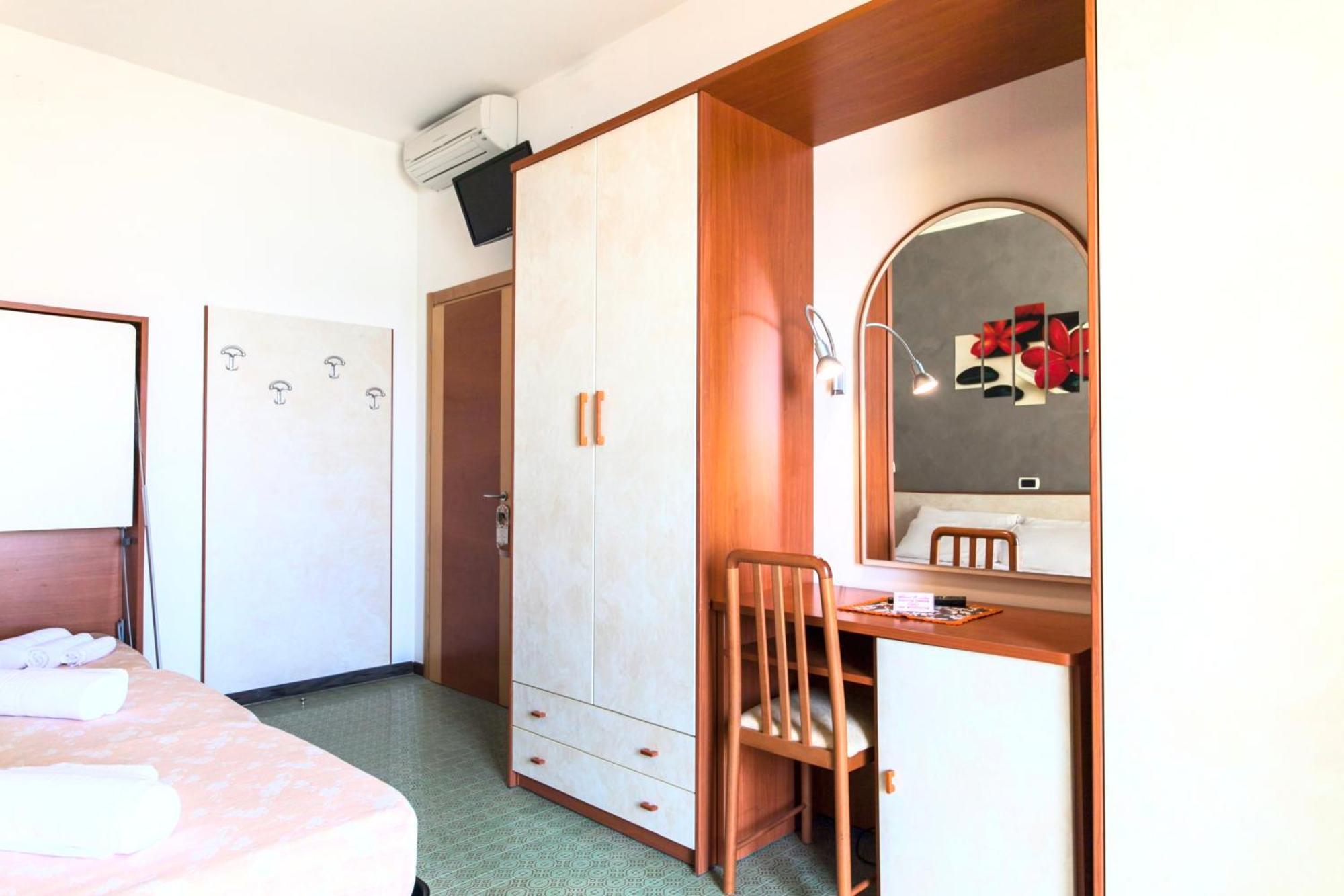 Hotel Sandra Gatteo a Mare Bagian luar foto