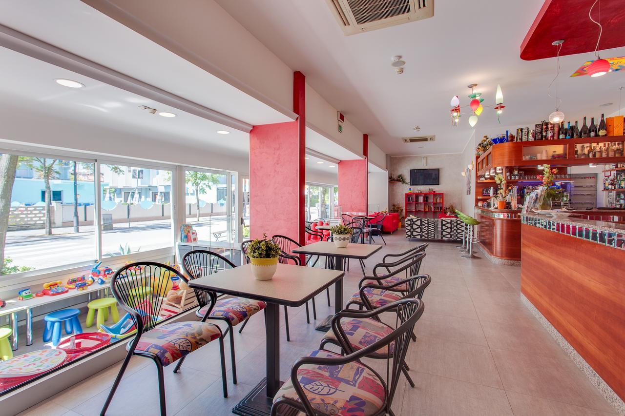 Hotel Sandra Gatteo a Mare Bagian luar foto